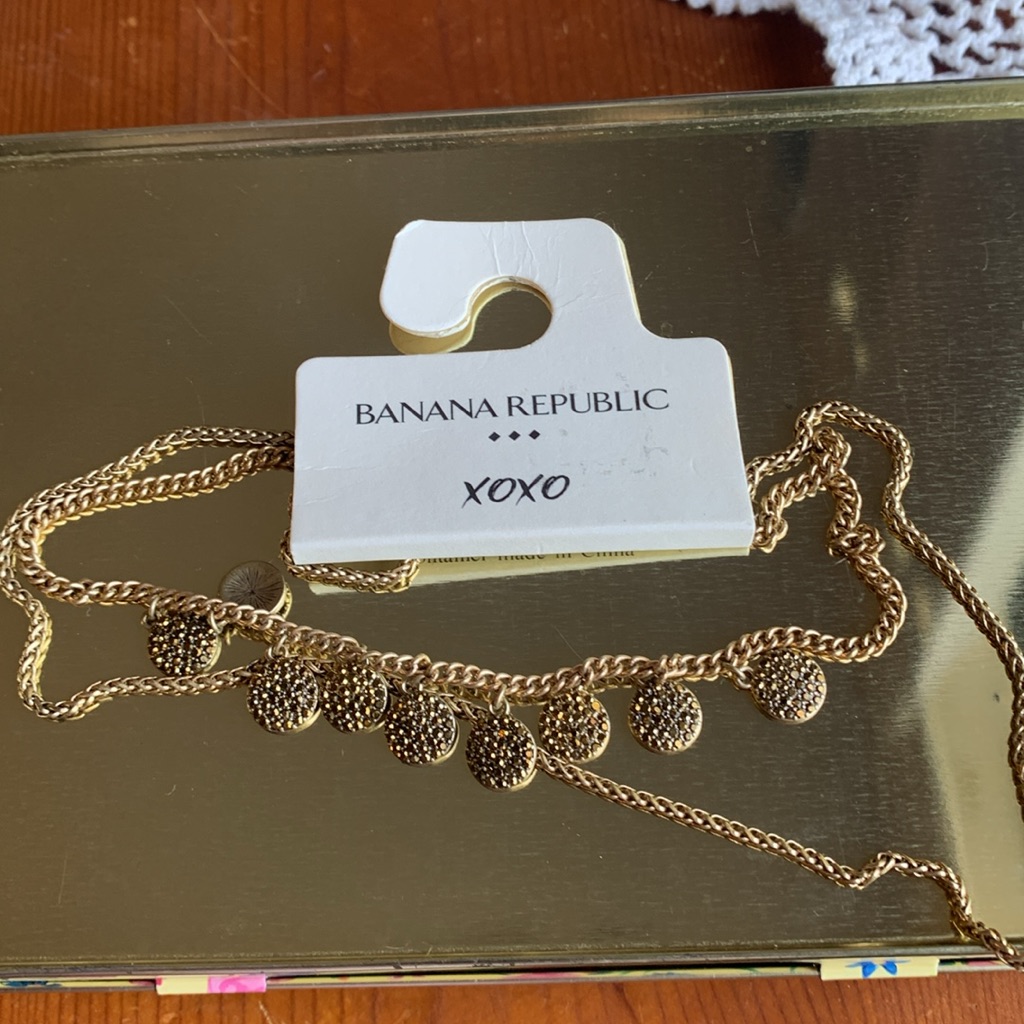 Banana Republic Rustic Champagne Necklace